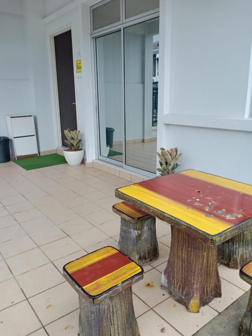 Homestay Greenway Пасир Гуданг Екстериор снимка